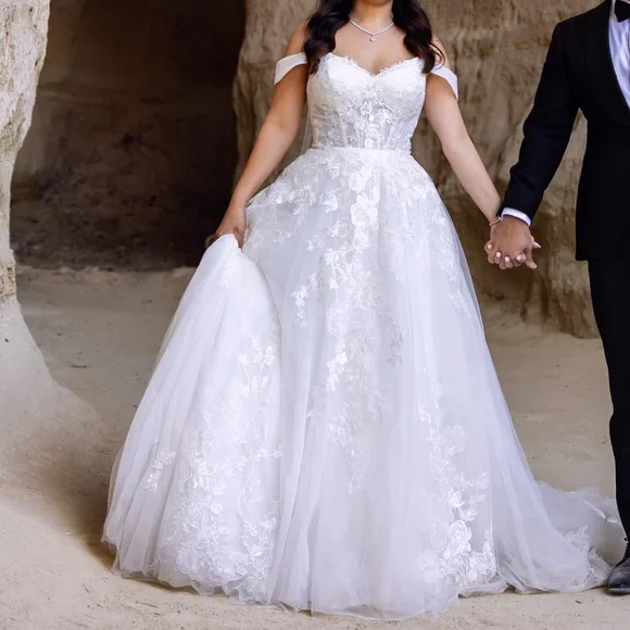 Oleg Cassini Elegant White Off-Shoulder Lace Wedding Dress -  threedaughtersproperties.com